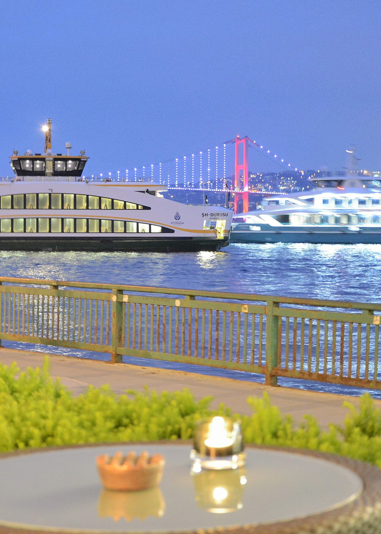 Visione del Bosforo da Beşiktaş Central Pier