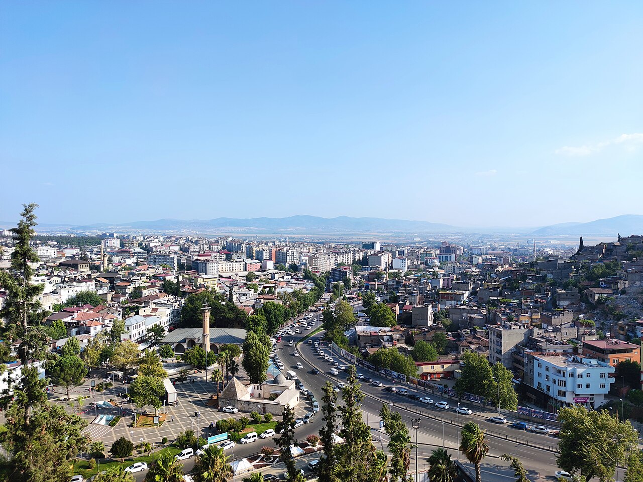 Il centro della città di Kahramanmaraş ?? 2022 archivio foto